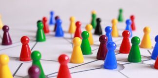 Jak zrobić interaktywną kartkę świąteczną?