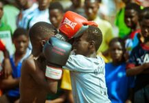 Jak zapakować kartkę? Jak zapakować kartkę?