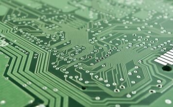 Co trzeba mieć w samochodzie w razie kontroli? Co trzeba mieć w samochodzie w razie kontroli?