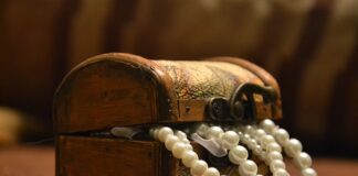 Na co nawlec korale prawdziwe?