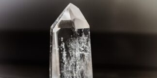 Jaki kamień chroni przed złem?