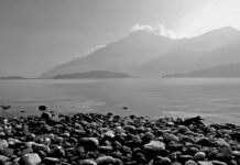 Ile kosztuje kamień z Księżyca?