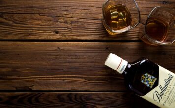 Czy whisky można pić z kieliszka?