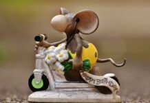 Jak podpisać kartkę od chrzestnego na ślub?